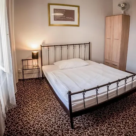 ホテル Brixen プラハ