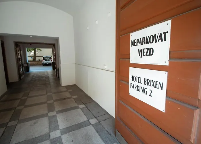 Brixen Szálloda 3*